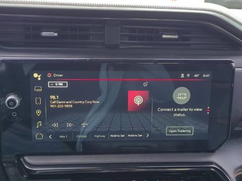 Used 2023 GMC Sierra 1500 AT4 w/ Technology Package image 14