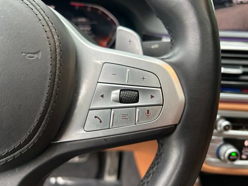Used 2021 BMW 740i w/ M Sport Package RWD image 18