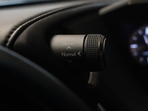 Used 2021 Lexus ES 350 ES 350 w/ Premium Package image 21