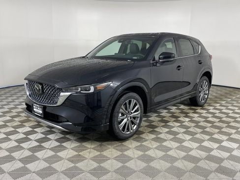 New 2025 MAZDA CX-5 Signature image 1