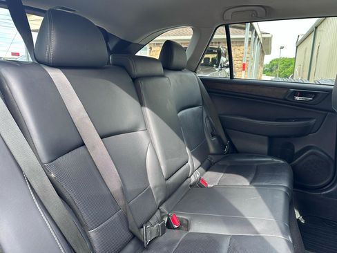 Used 2015 Subaru Outback 2.5i Limited AWD/4WD image 26