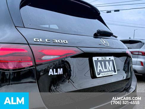 Used 2024 Mercedes-Benz GLC 300 image 6