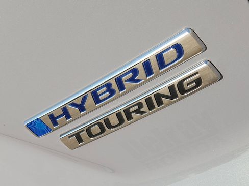 Used 2022 Honda CR-V Touring image 10