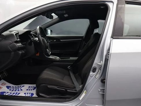 Used 2019 Honda Civic Sport image 11