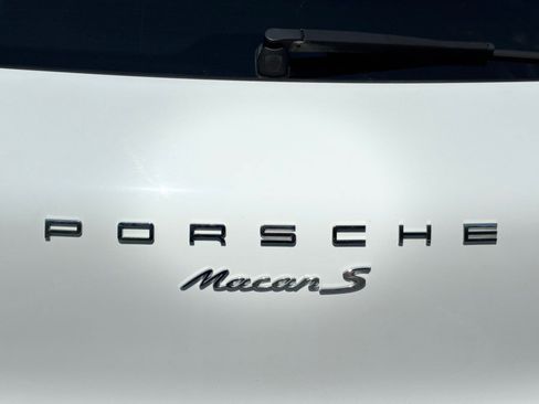 Used 2015 Porsche Macan S AWD/4WD image 9