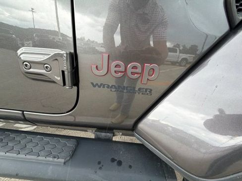 Used 2019 Jeep Wrangler Unlimited Rubicon AWD/4WD image 24