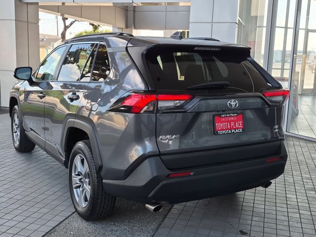 Used 2024 Toyota RAV4 XLE AWD/4WD image 11