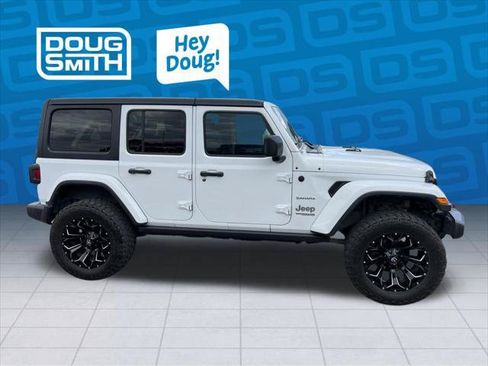 Certified 2019 Jeep Wrangler Unlimited Sahara AWD/4WD image 7