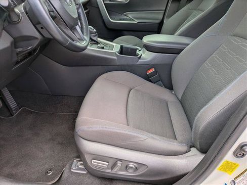Used 2022 Toyota RAV4 SE AWD/4WD image 15