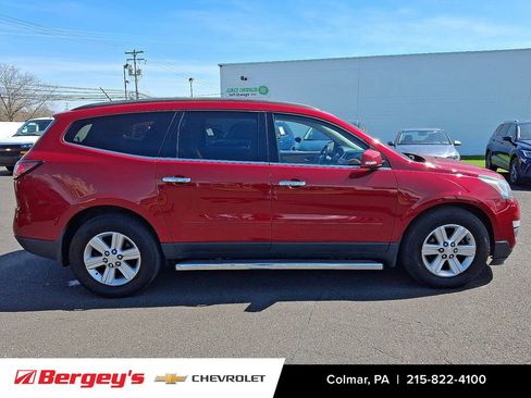 Used 2013 Chevrolet Traverse LT image 9