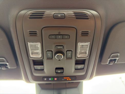Used 2024 Cadillac Escalade ESV Sport AWD/4WD image 23
