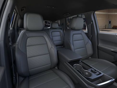 New 2027 Chevrolet Equinox LT w/ Convenience Package II FWD image 16