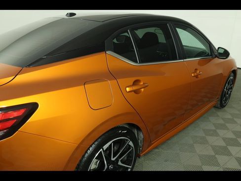 Used 2024 Nissan Sentra SR image 16