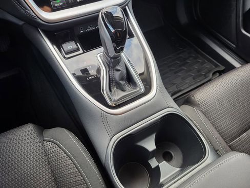 Certified 2024 Subaru Outback Premium image 28