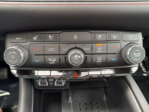 New 2026 Dodge Durango GT image 9