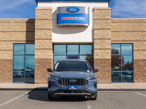 Used 2023 Ford Escape Active w/ Tech Pack #1 image 3