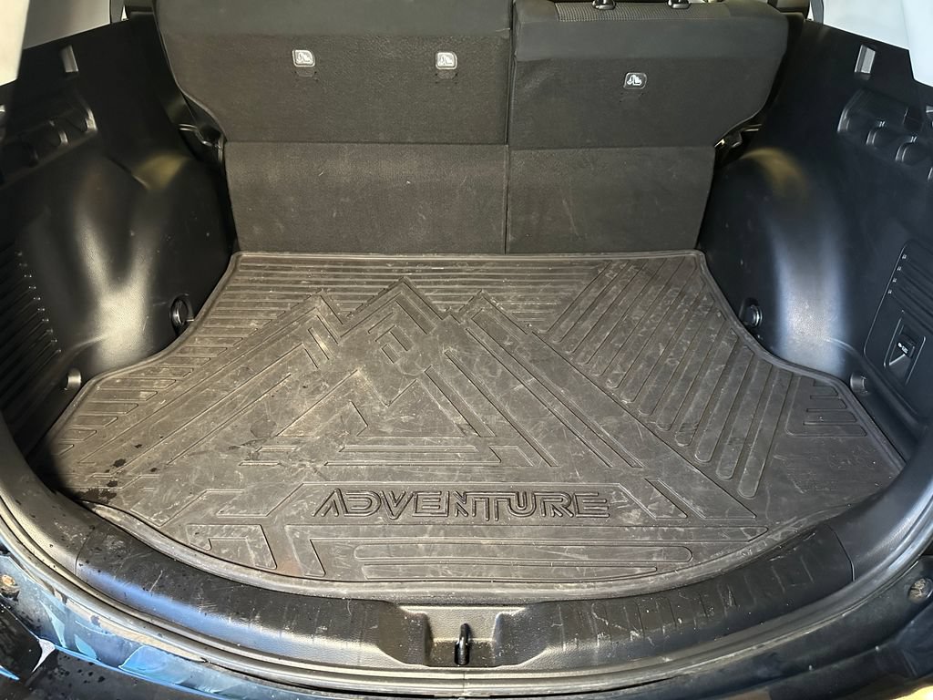 Used 2018 Toyota RAV4 Adventure AWD/4WD image 23