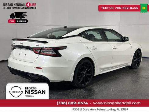 Certified 2023 Nissan Maxima SR w/ Sport Mat Group image 11