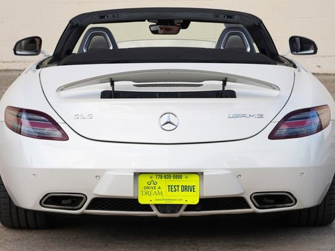 Used 2012 Mercedes-Benz SLS AMG Roadster image 43