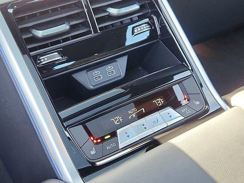 Certified 2023 BMW 840i Gran Coupe xDrive image 11