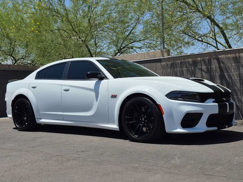 Used 2023 Dodge Charger Scat Pack RWD image 2