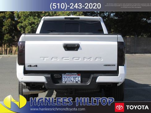 Used 2024 Toyota Tacoma TRD Sport image 8