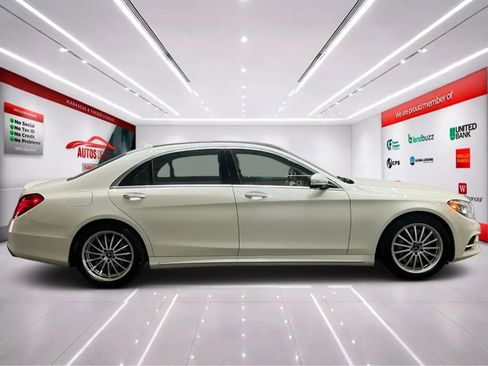 Used 2016 Mercedes-Benz S 550 4MATIC Sedan w/ Sport Package image 9