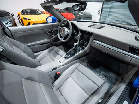 Used 2015 Porsche 911 Targa 4 AWD/4WD image 31