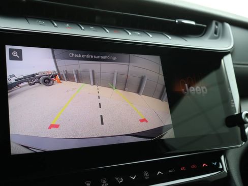 New 2026 Jeep Grand Cherokee L Limited image 36