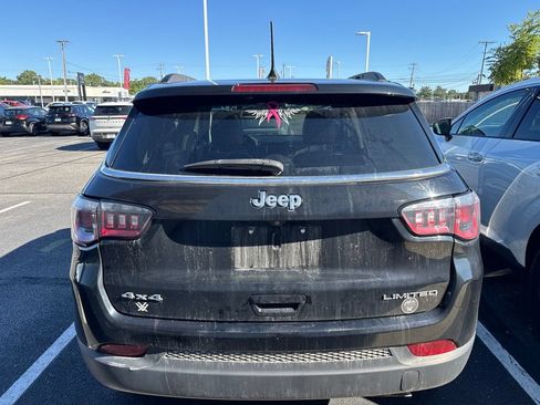 Used 2018 Jeep Compass Limited w/ Navigation Group AWD/4WD image 4