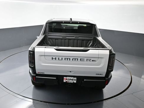 New 2025 GMC Hummer EV 2X image 44