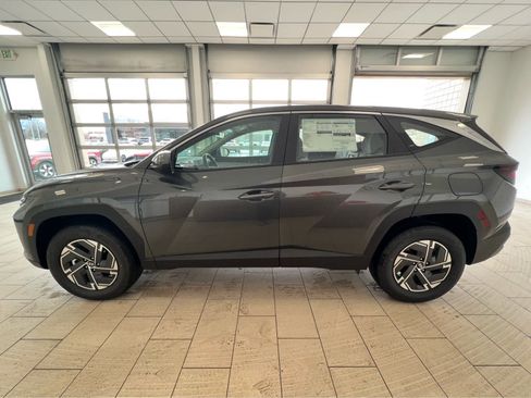 New 2026 Hyundai Tucson Blue SE AWD/4WD image 12