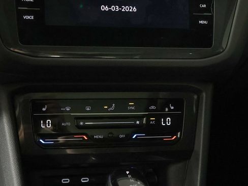 Used 2023 Volkswagen Tiguan SE w/ Panoramic Sunroof Package FWD image 45
