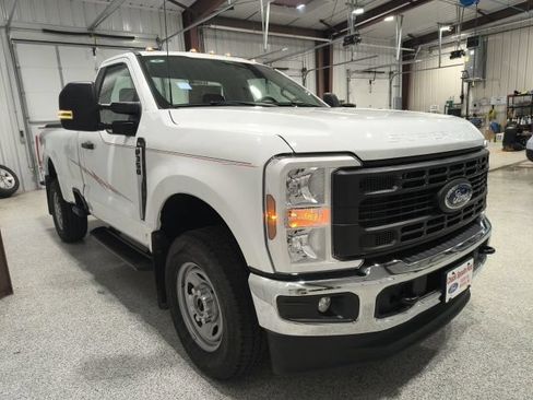 Used 2024 Ford F350 XL AWD/4WD image 4