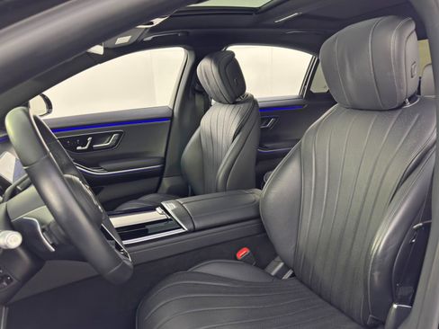 Used 2022 Mercedes-Benz S 500 4MATIC w/ AMG Line Package image 47