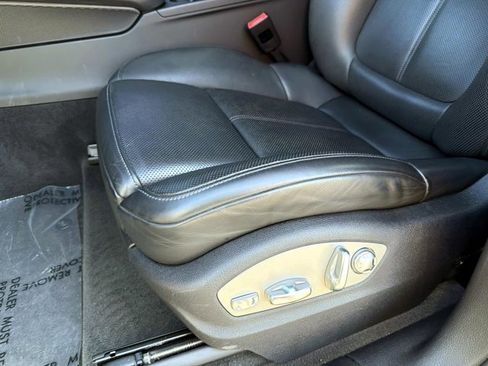 Used 2021 Porsche Macan S image 17