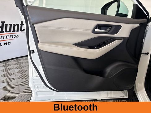 Used 2023 Nissan Rogue SV w/ SV Premium B Package AWD/4WD image 9