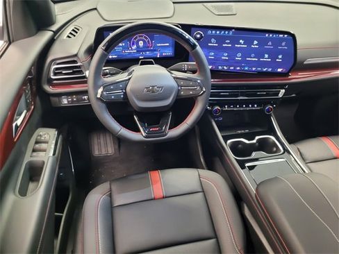 New 2026 Chevrolet Traverse RS image 13