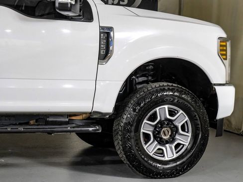 Used 2019 Ford F250 XL w/ XL Value Package image 7