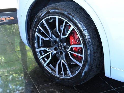 Used 2023 Maserati Grecale Modena AWD/4WD image 43