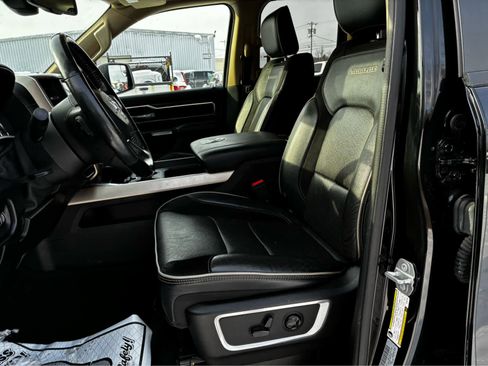 Used 2019 RAM 1500 Laramie image 13