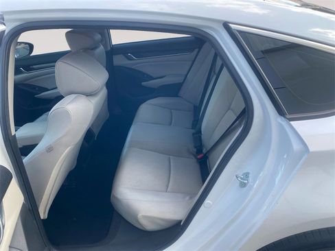 Used 2021 Honda Accord LX image 13