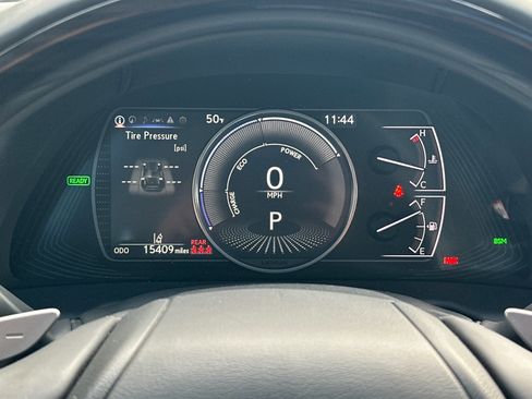 Used 2020 Lexus ES 300h w/ Luxury Package image 23