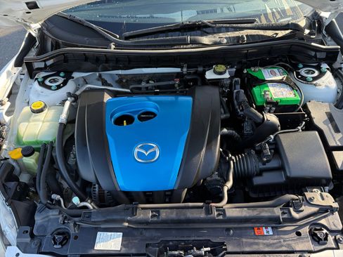 Used 2013 MAZDA MAZDA3 i Touring image 20