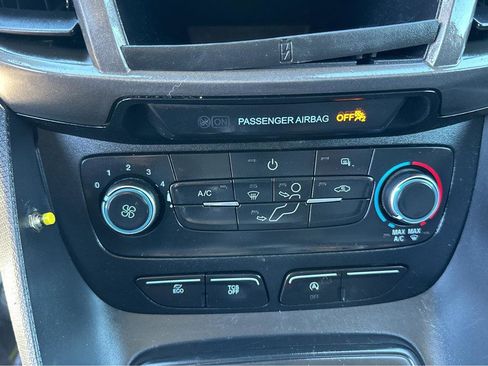 Used 2020 Ford Transit Connect XL image 25