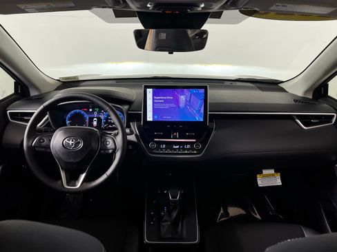 Certified 2026 Toyota Corolla Cross XLE w/ Convenience Package image 25