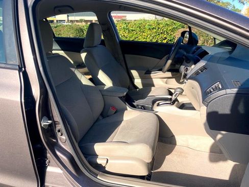 Used 2012 Honda Civic LX image 11
