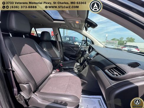 Used 2018 Buick Encore Sport Touring FWD image 14