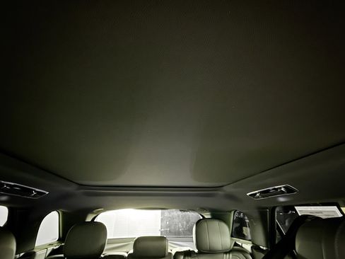 Used 2024 Land Rover Range Rover Sport SE image 26