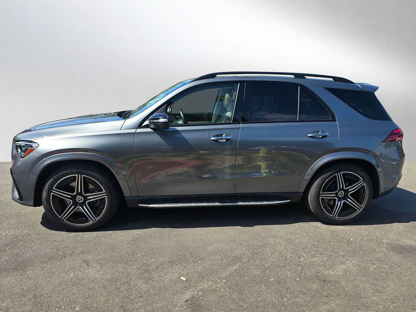 Certified 2025 Mercedes-Benz GLE 580 4MATIC image 6